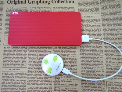 小身材带来的大能量，美女试用乐范运动版魔力贴